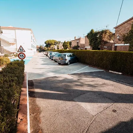 Apartament Per Parelles Reformat Amb Piscina Calella De Palafrugell Exterior foto